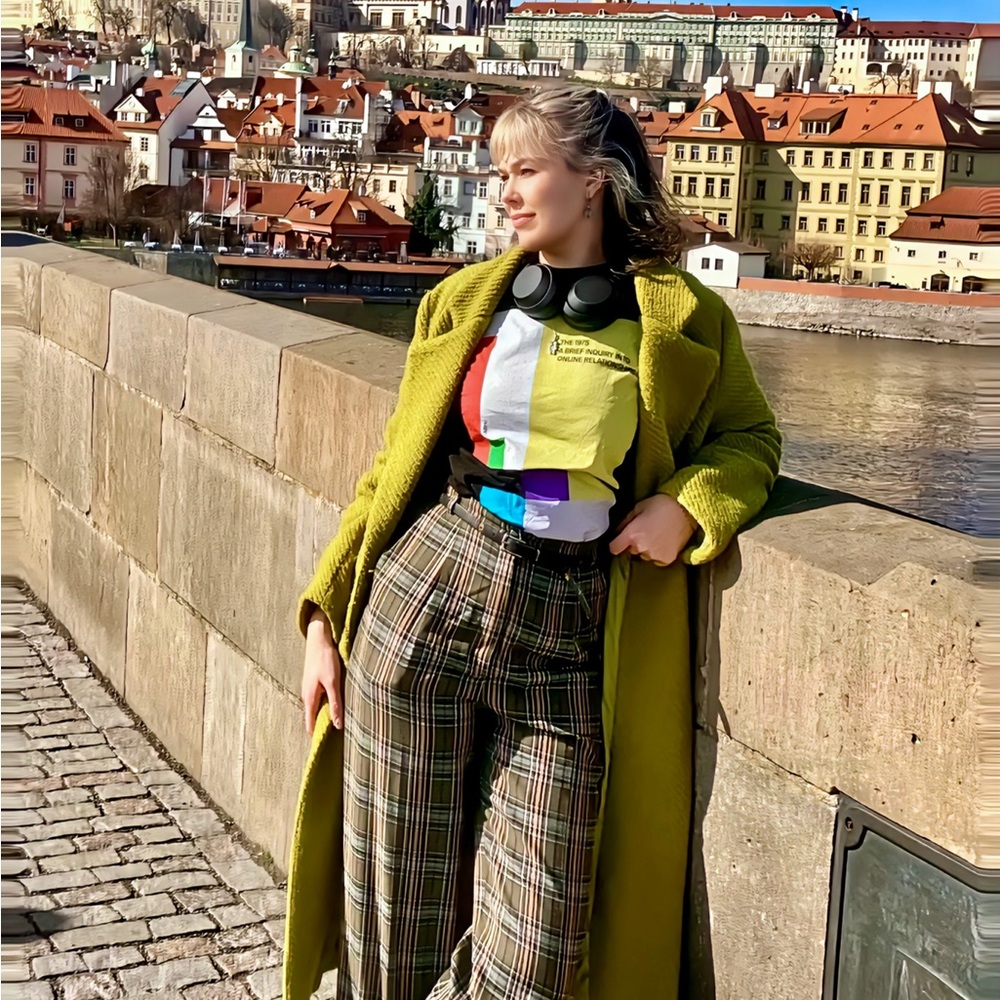 Meet your Posher, Justine